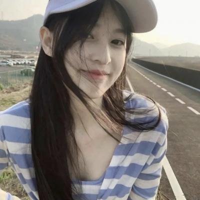桥上的女孩